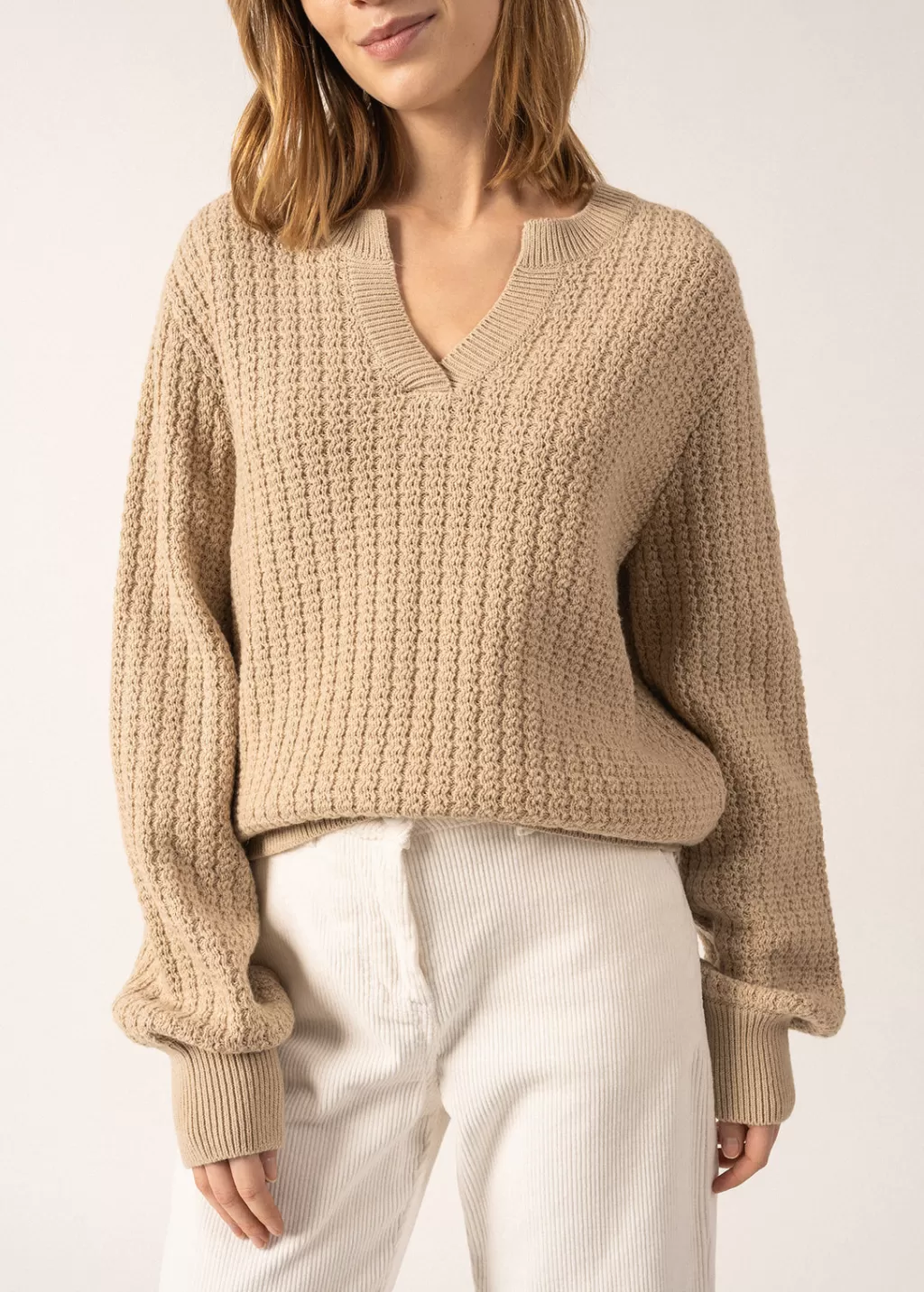 fairlie_vneck_jumper_3-1.webp Fashion Saint James Fairlie V-neck Jumper Beige