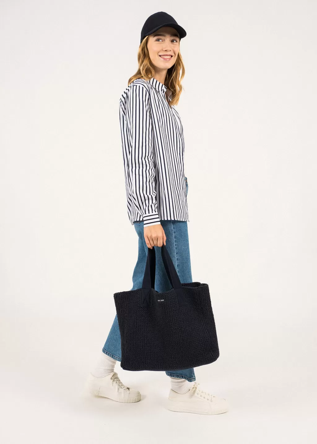 knitted_bag_2.webp Flash Sale Saint James Knitted Bag Navy