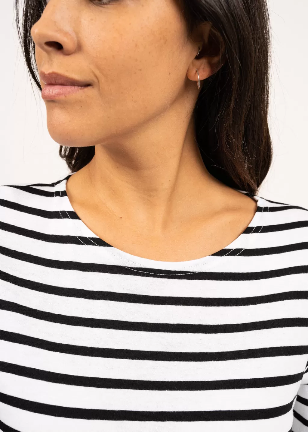 minquiers_unisex_striped_sailor_shirt_6-2.webp Flash Sale Saint James Minquiers unisex striped sailor shirt Neige/noir