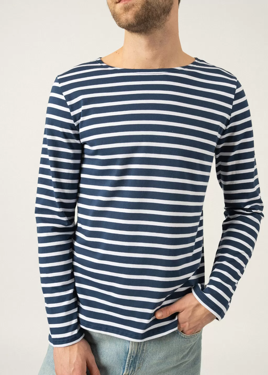 minquiers_unisex_striped_sailor_shirt_8-5.webp Shop Saint James Minquiers unisex striped sailor shirt Marine/neige