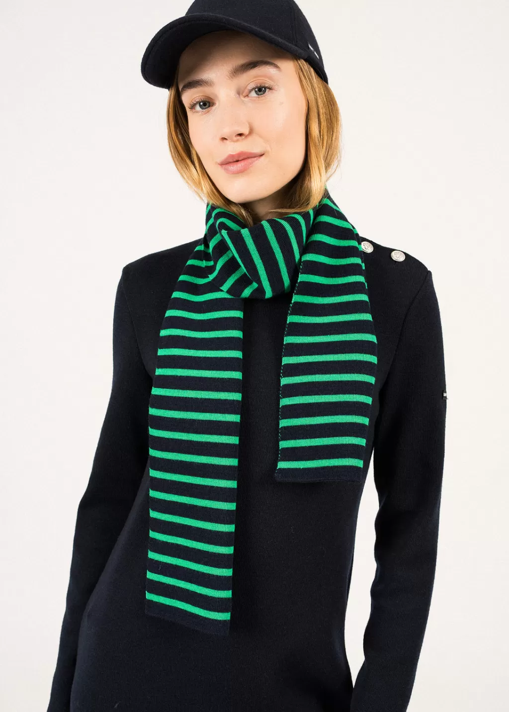 striped_scarf_2-1.webp Store Saint James Striped scarf Marine/trefle