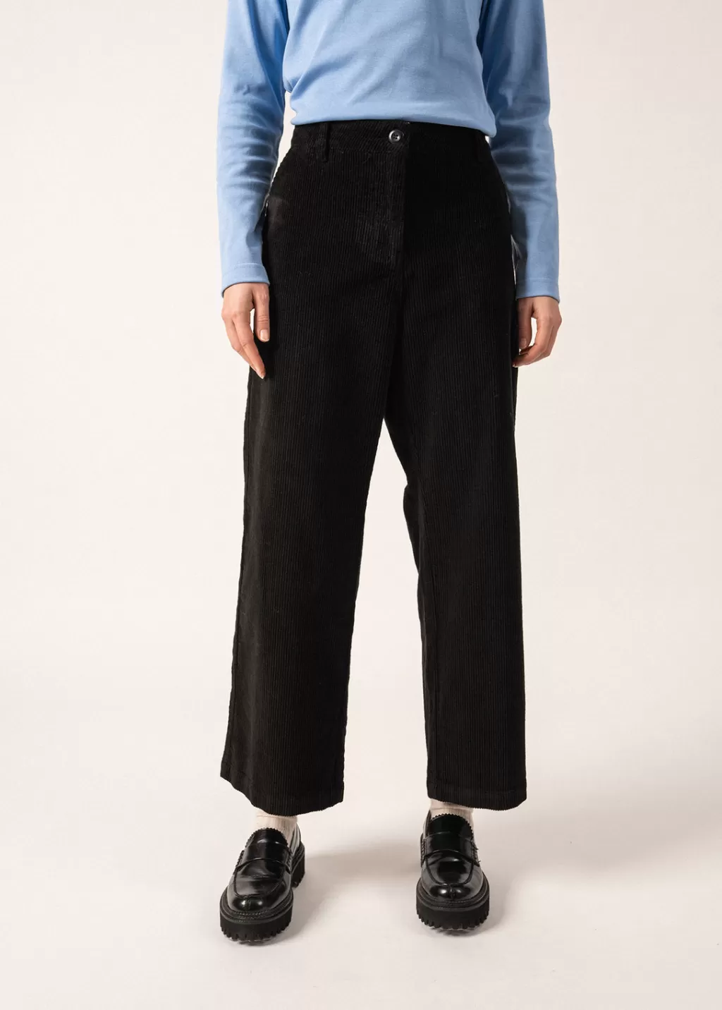 tess_velvet_trousers_2-1.webp Cheap Saint James Tess Velvet Trousers Noir